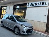Renault RENAULT Twingo 1.2 75CV Live - silberne Renault Twingo