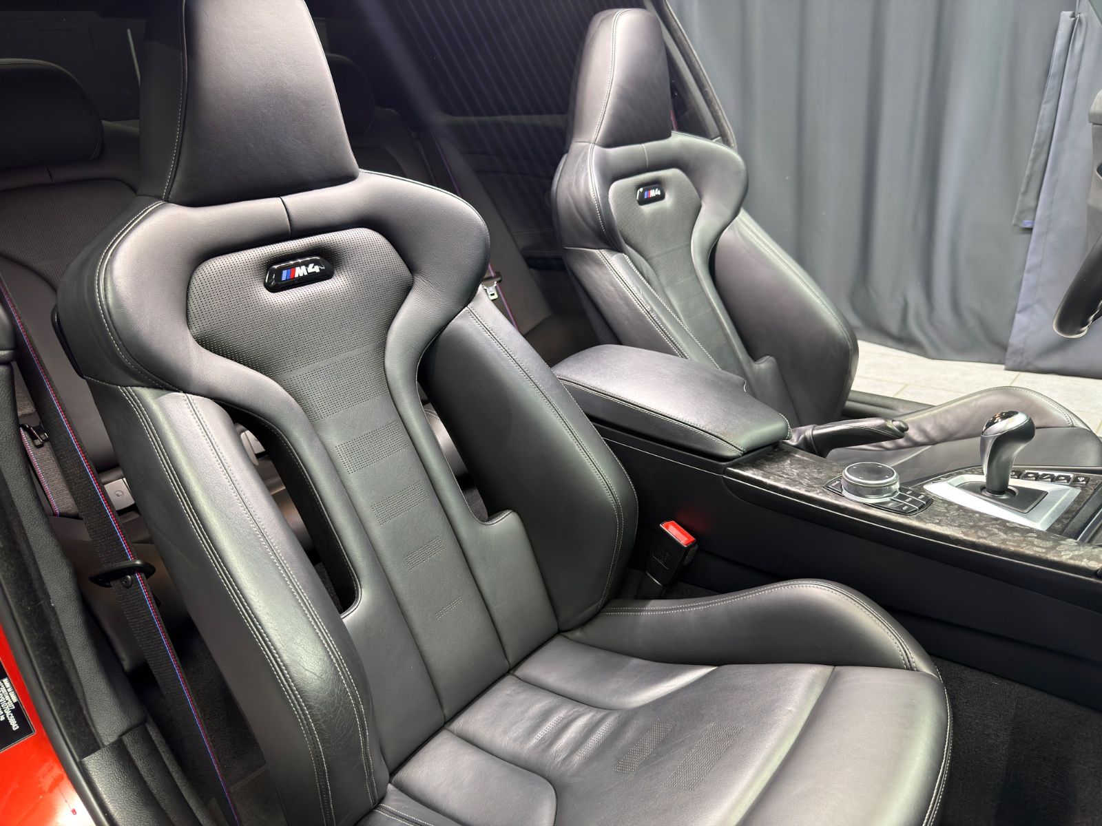 Fahrzeugabbildung BMW M4 Competition Coupe |NGM|LCI|H/K|DE-FZG
