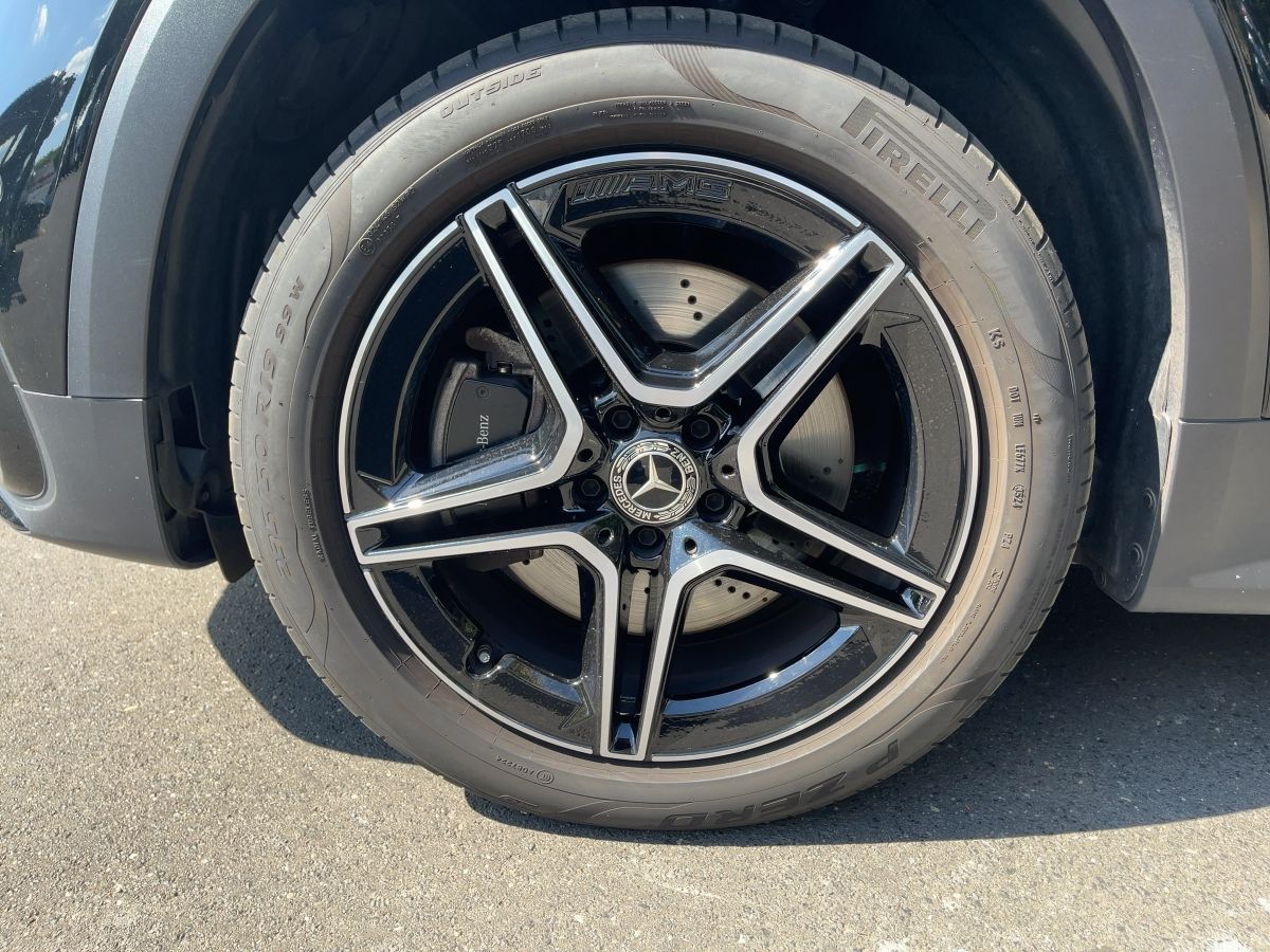 Fahrzeugabbildung Mercedes-Benz GLB 220 d 4M AMG/Night/360°/AHK/19''