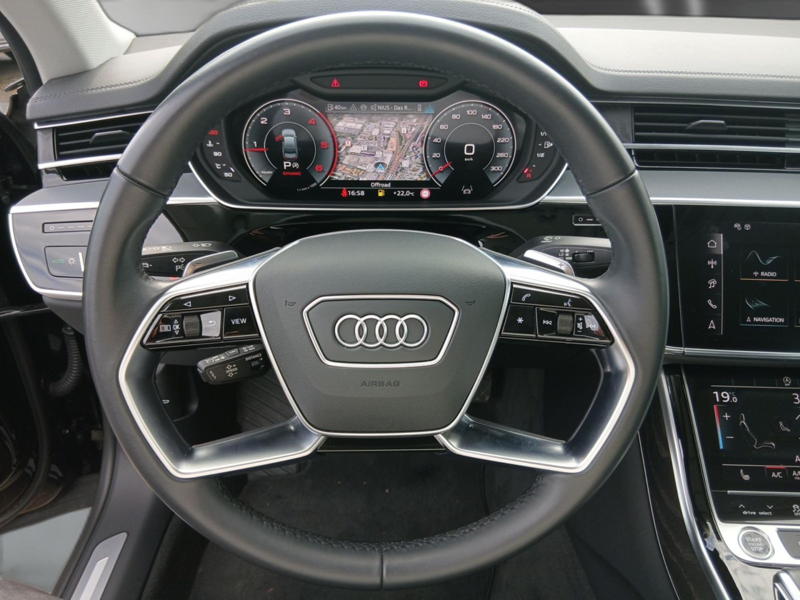 Audi A8 - Bild 14