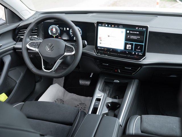 Passat Variant Business TDI DSG AHK 8-fach