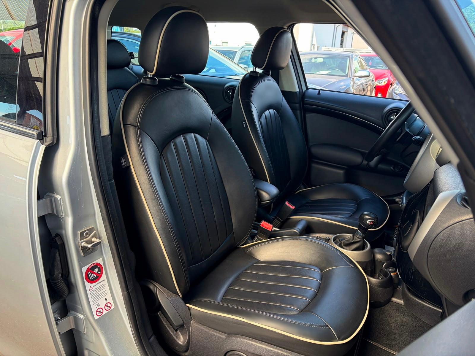 MINI COOPER SD Countryman Aut-F1 Leder Navi PDC Xenon