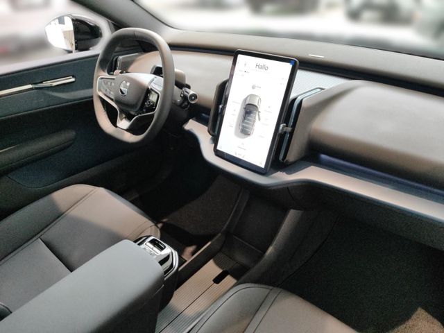 VOLVO EX30 (Bild 18 von Array)