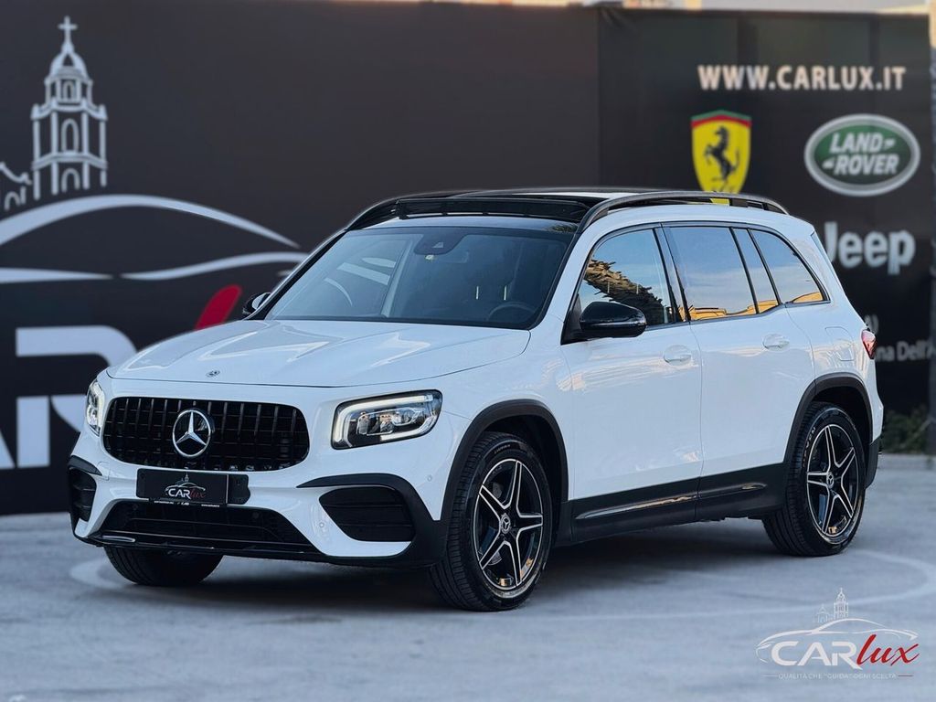 Image of Mercedes-Benz GLB 200