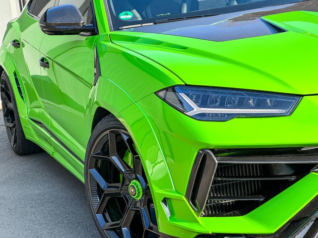 Lamborghini Urus 4.0 V8 Performante NOVITEC CARBON 23"