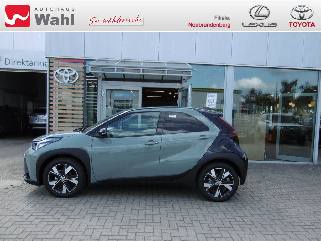 Toyota Aygo X 1.5 Hybrid Teamplayer imagem 2
