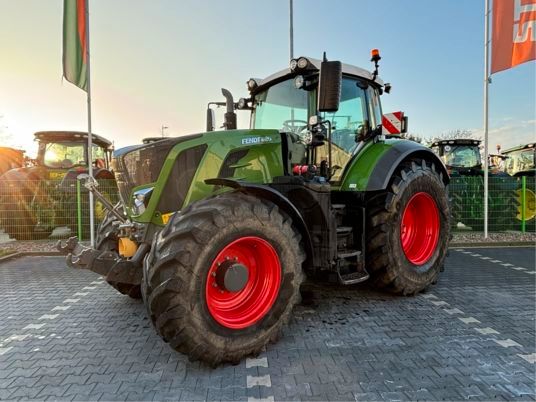 Fendt 826 Vario Profi Plus