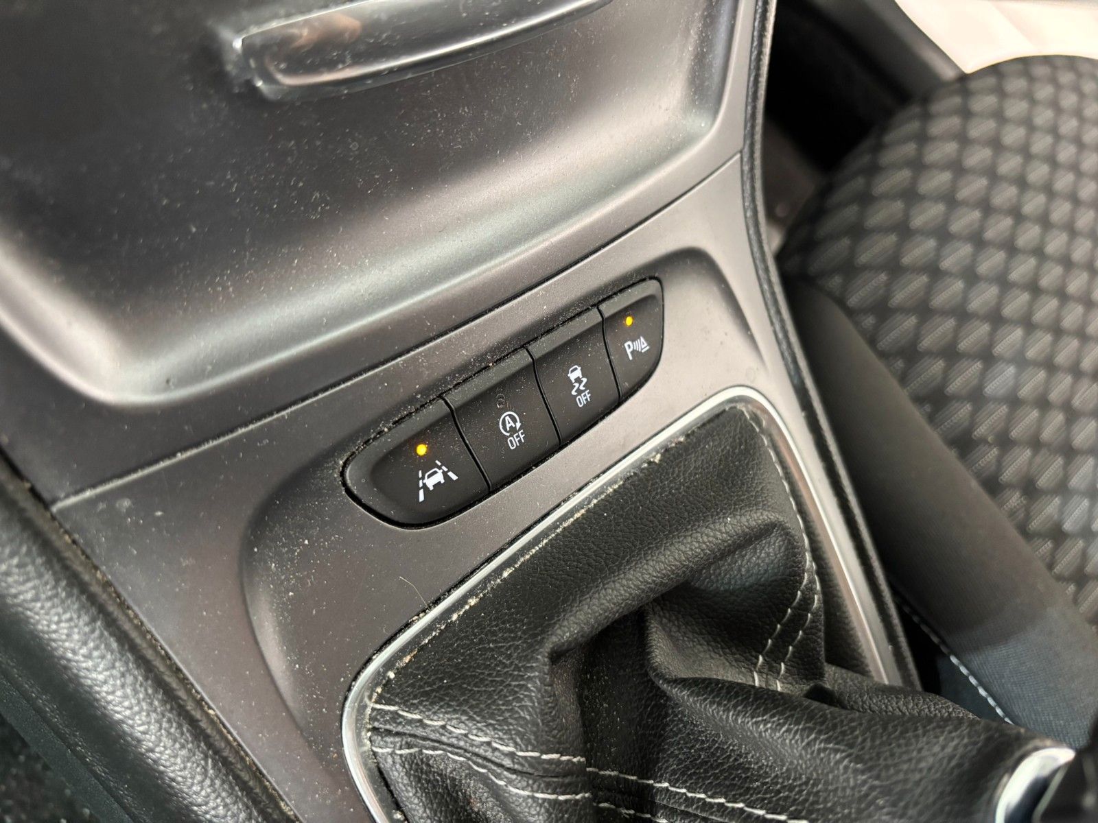 Fahrzeugabbildung Opel Astra K ST 1.6D NAVI/SHZ/LHZ/PDC/ABST.TEMPOMAT