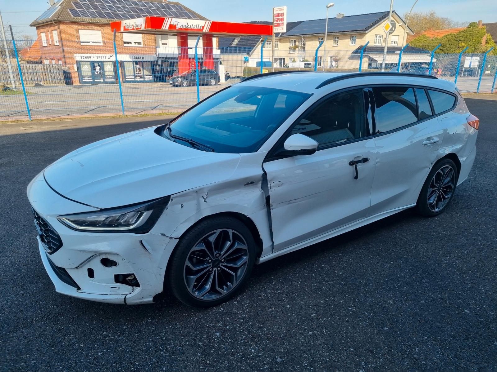 Ford Focus Turnier ST-Line X