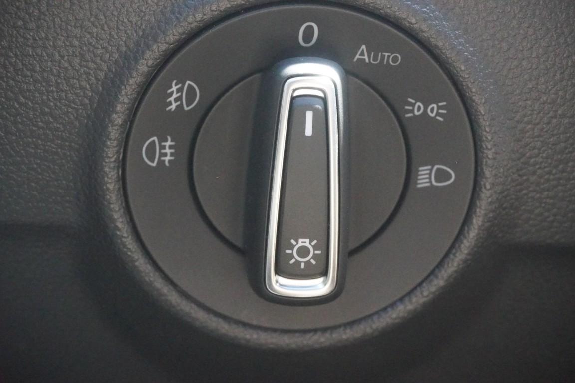 Volkswagen T-Roc 1.5 TSI R-Line DSG LED Virtual Cockpit, миниатюра 19
