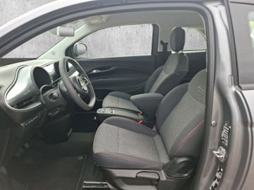 Fiat 500 e Icon KeyLess+Navi+SHZ+LM+SoundSys+SpurH