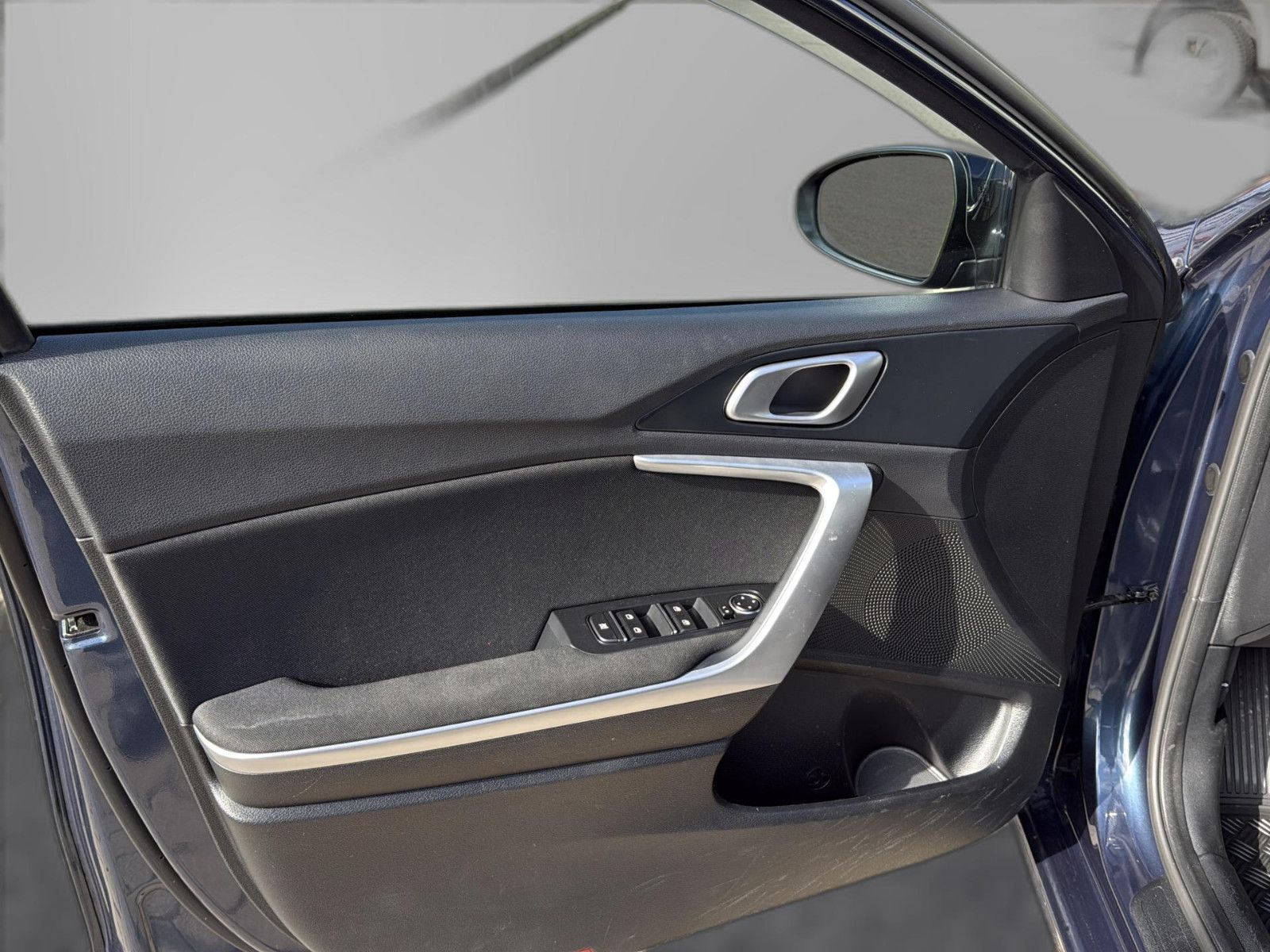 Fahrzeugabbildung Kia KIA Ceed Edition 7/ 1.Hand