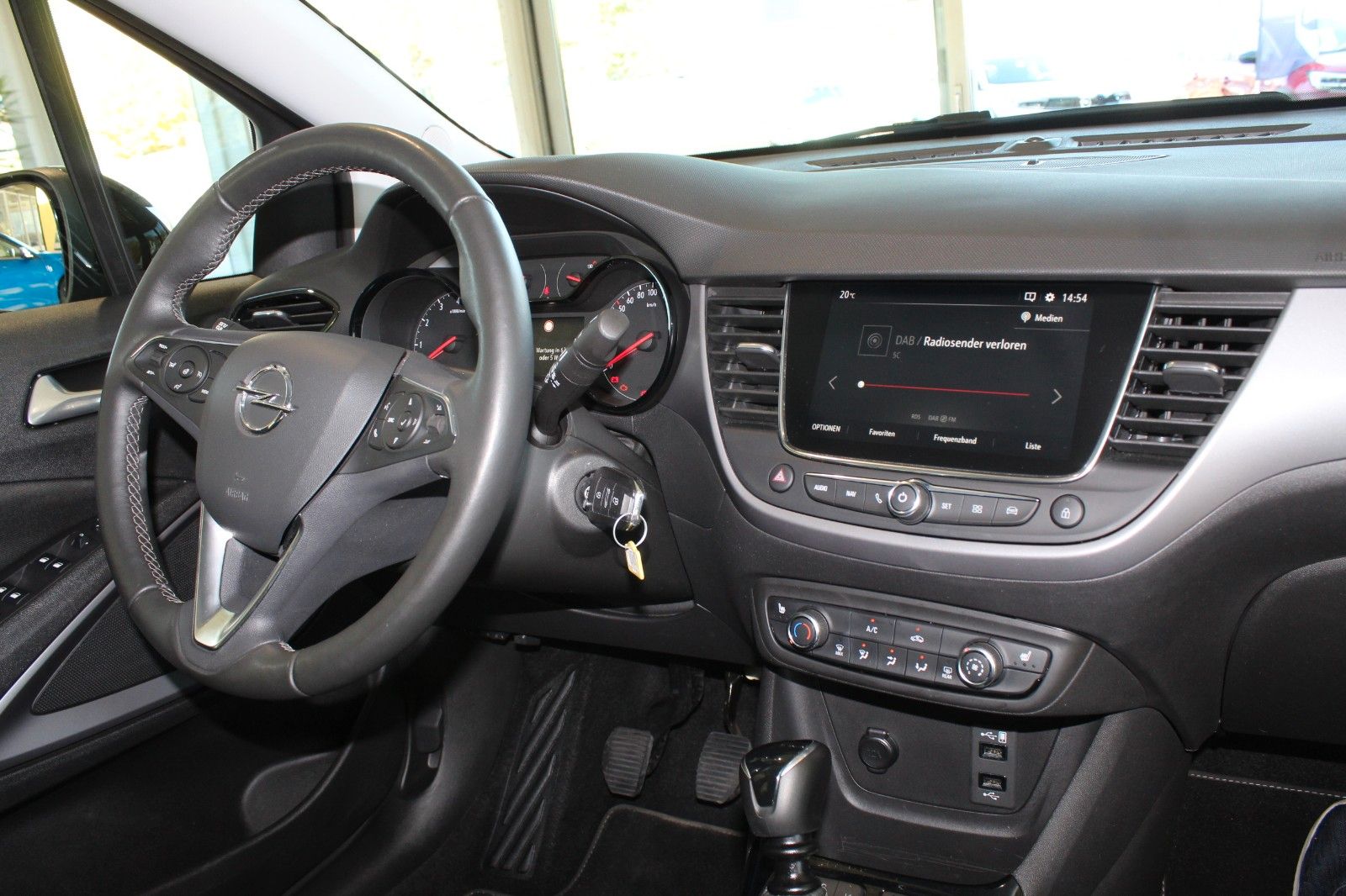 Fahrzeugabbildung Opel Crossland X Edition*Navi*RFK*SHZ
