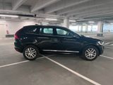 Volvo XC60 2.4 D5 AWD Summum 5zyl PANO ACC VOLLLEDDER - Volvo in München