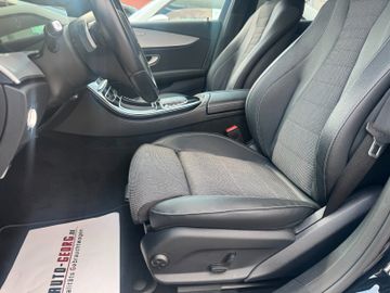 Mercedes E 200 - 11