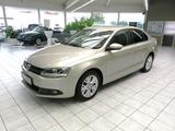 Volkswagen Jetta VI Life*DSG*Navi*PDC*Tempomat*1.Hand* - Volkswagen Jetta: Limousine