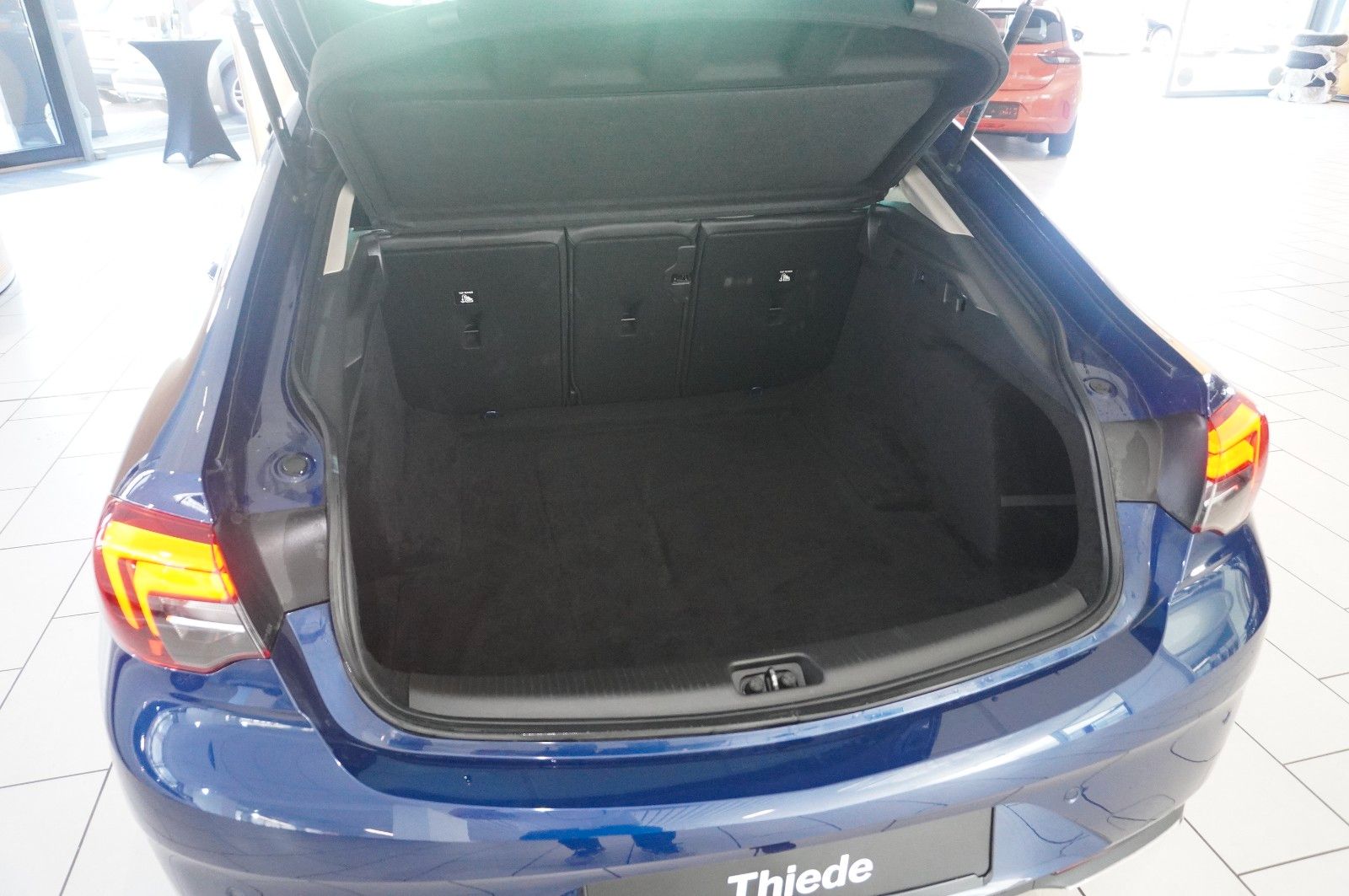 Fahrzeugabbildung Opel Insignia B GS 2.0D BUSINESS NAVI/BOSE/KAMERA/AHK