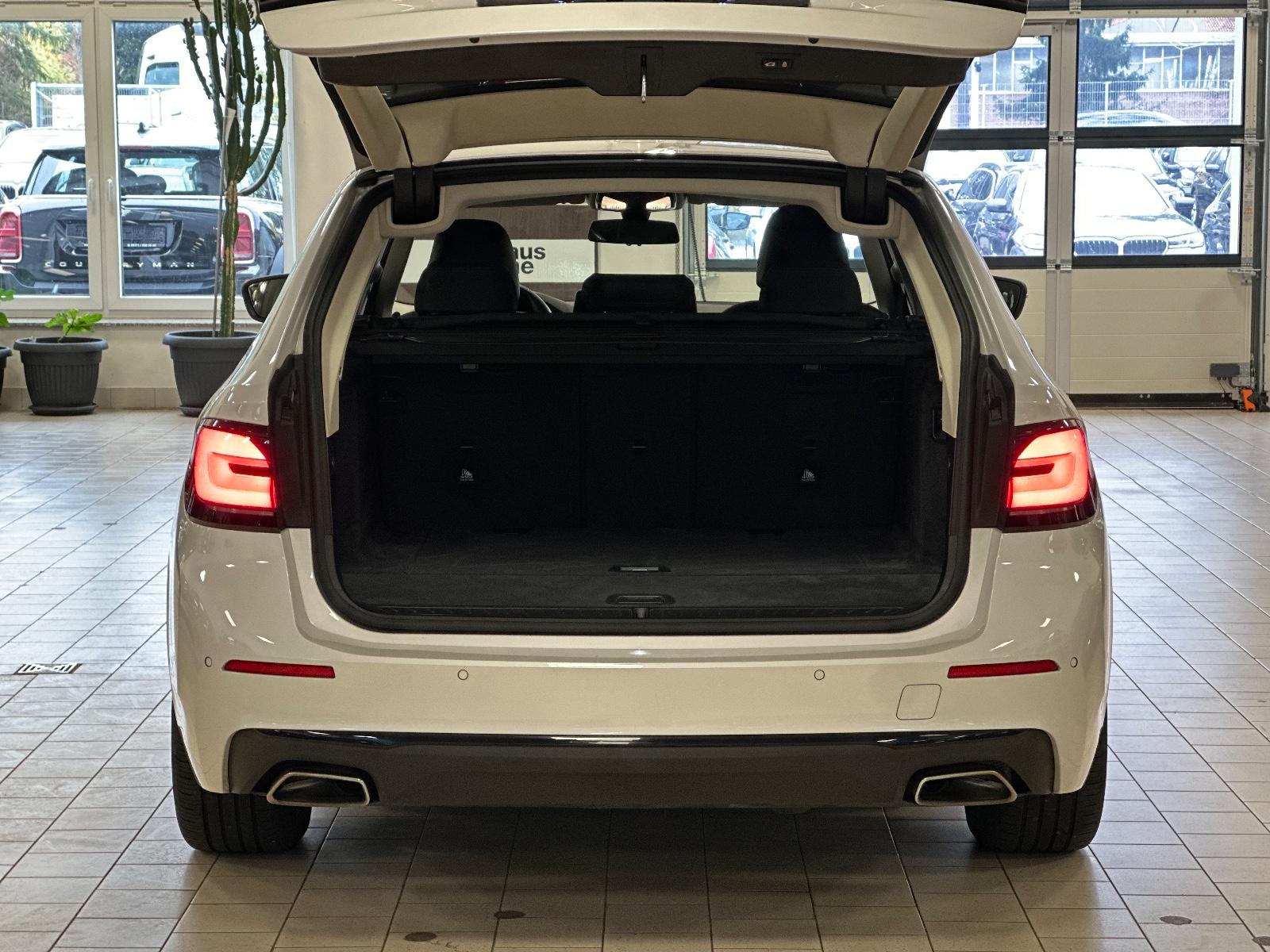 BMW 530d xDr. HUD/Park&DriveAss/SportLederSitz/KeyLe