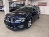Volkswagen Passat Variant Highline BlueMotion/Automatik - Volkswagen Passat Variant aus 2011: Highline