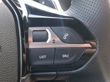 Peugeot 2008 GT 1.2 PureTech 130 360+AHK+Kam.+KeyLess+SD