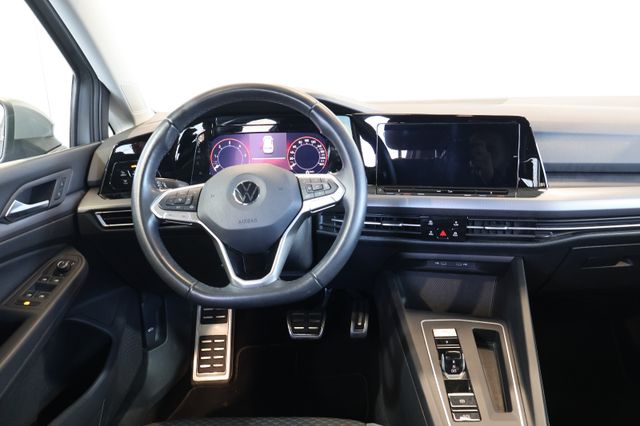 Volkswagen Golf VIII 2.0 TDI HUD+AID+MATRIX+PANO+KEY+AHK