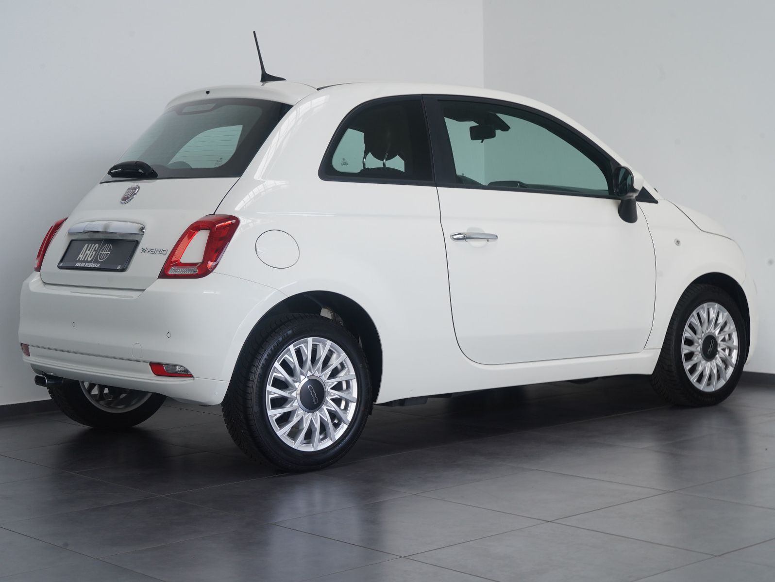 Fahrzeugabbildung Fiat 1.0 Mild Hybrid Lounge PDC/NAVI/CARPLAY