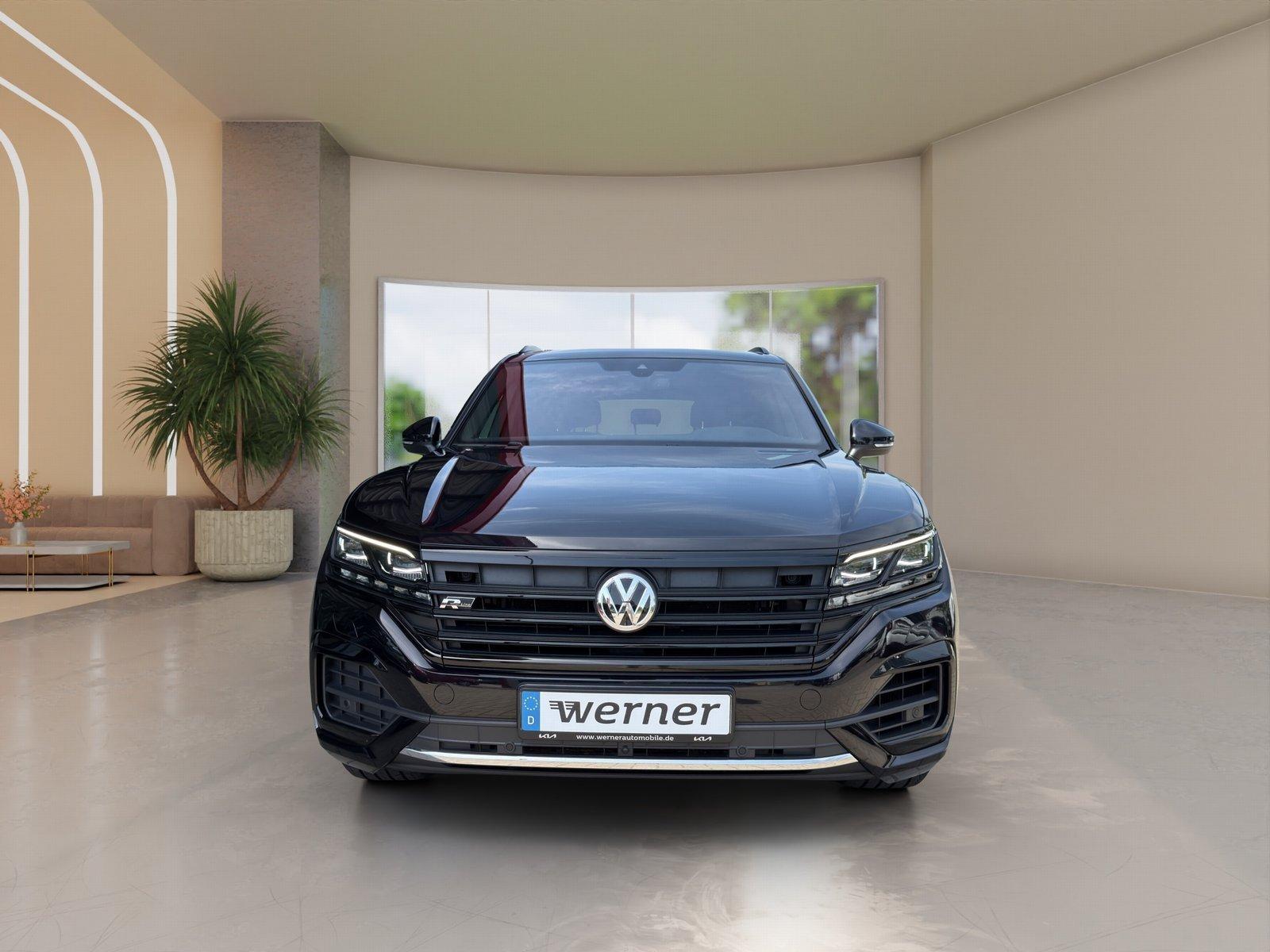 Volkswagen Touareg 3.0 V6 TDI 4Motion R-Line Matrix Pan AHK