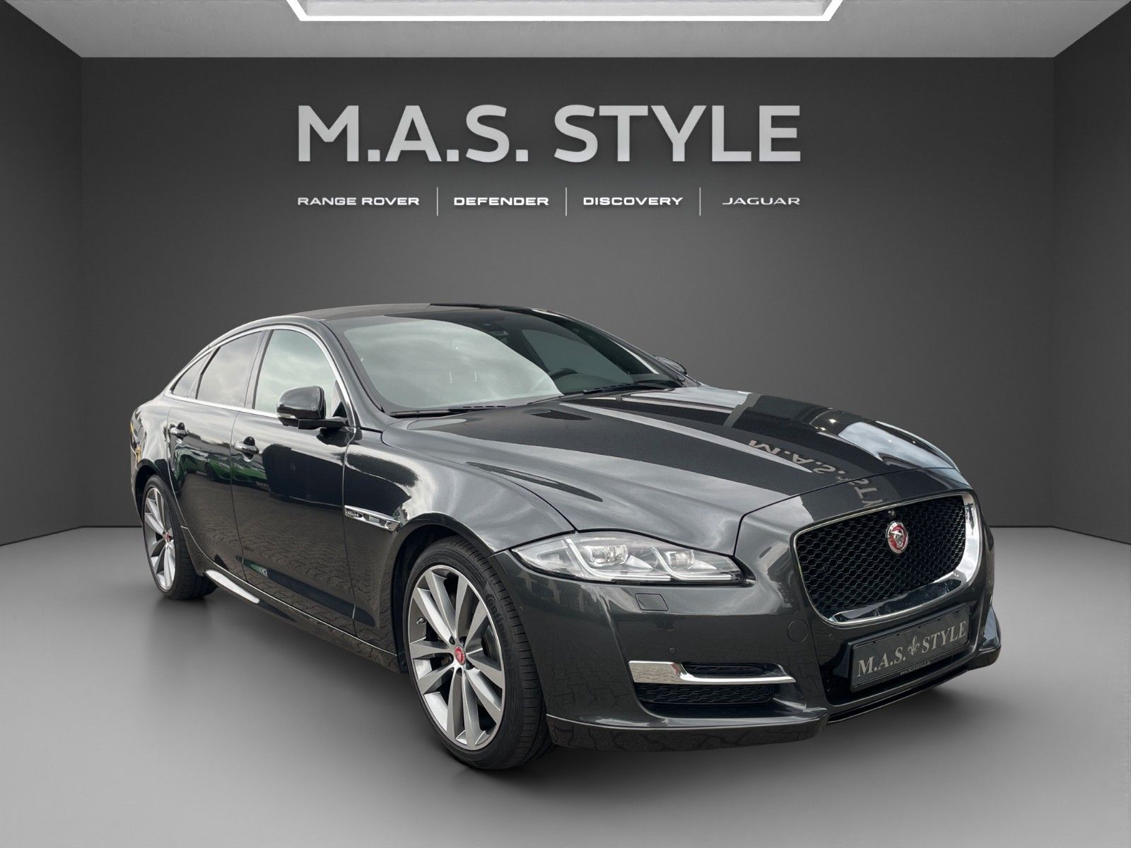 Fahrzeugabbildung Jaguar XJ R-Sport 3.0 V6 Kompressor AWD