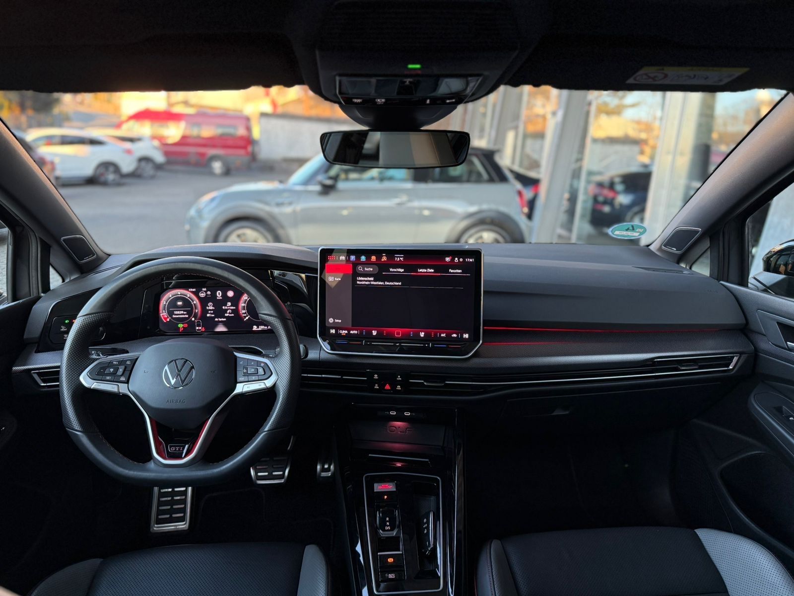 Volkswagen Golf VIII Lim. 2.0 TSI GTI Clubsport/AKRAPOVIC/ foto 13