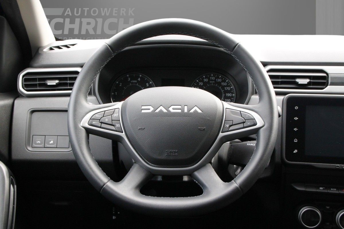 Fahrzeugabbildung Dacia Duster II Journey