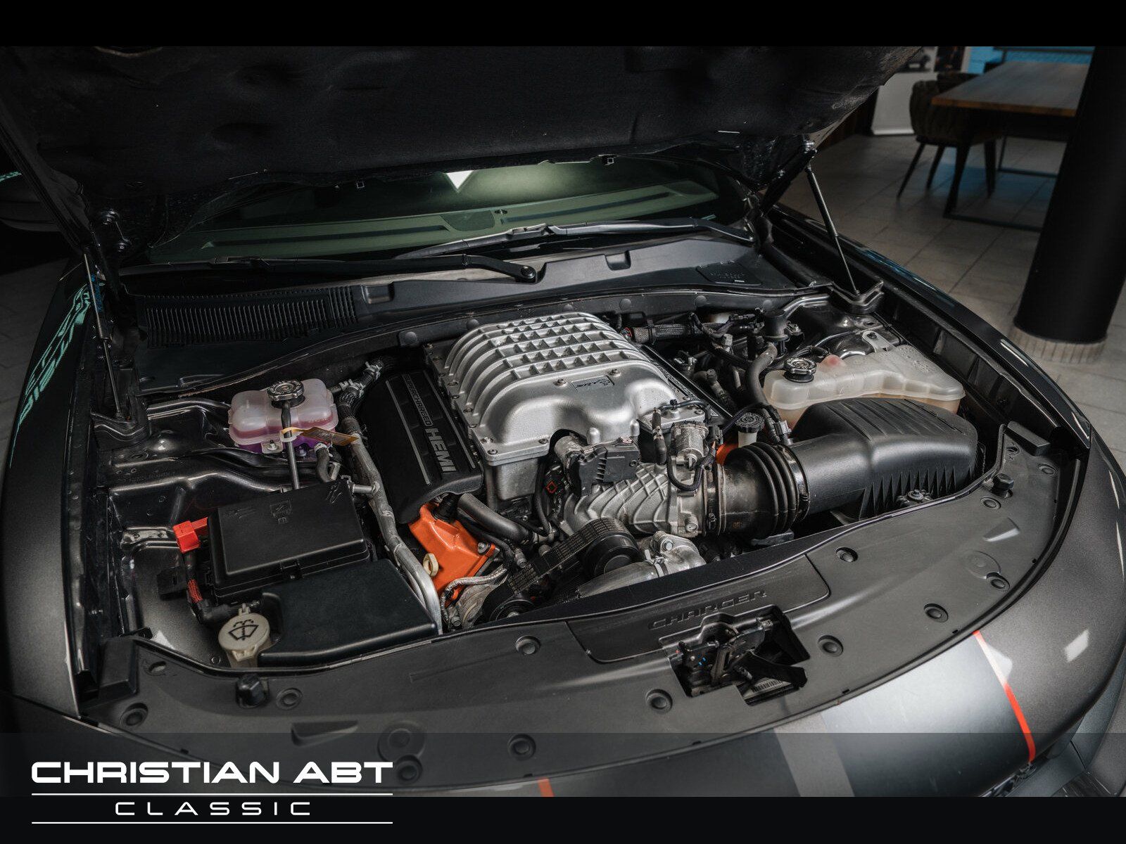 Fahrzeugabbildung Dodge Charger SRT Hellcat