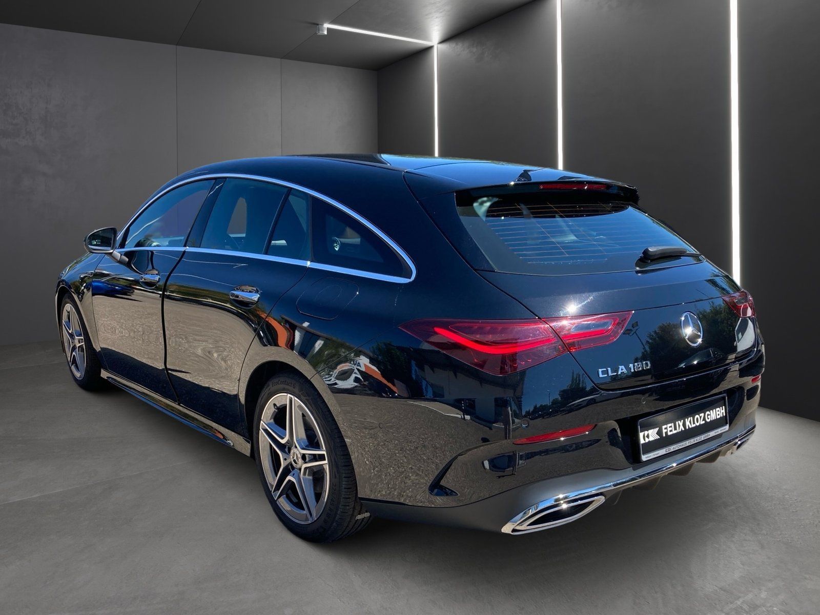 Fahrzeugabbildung Mercedes-Benz CLA 180 SB AMG Line*LED*Kamera*CarPlay*18"*Easy*