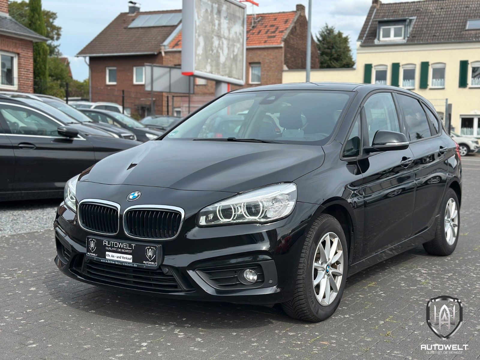 BMW BMW 218 Active Tourer*4x4*HEAD-UP*AUTOMATIK*