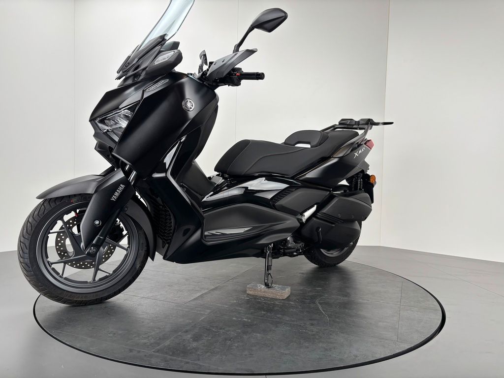 Fahrzeugabbildung Yamaha XMAX 300 TECHMAX *NEUWERTIG *TOPCASETRÄGER