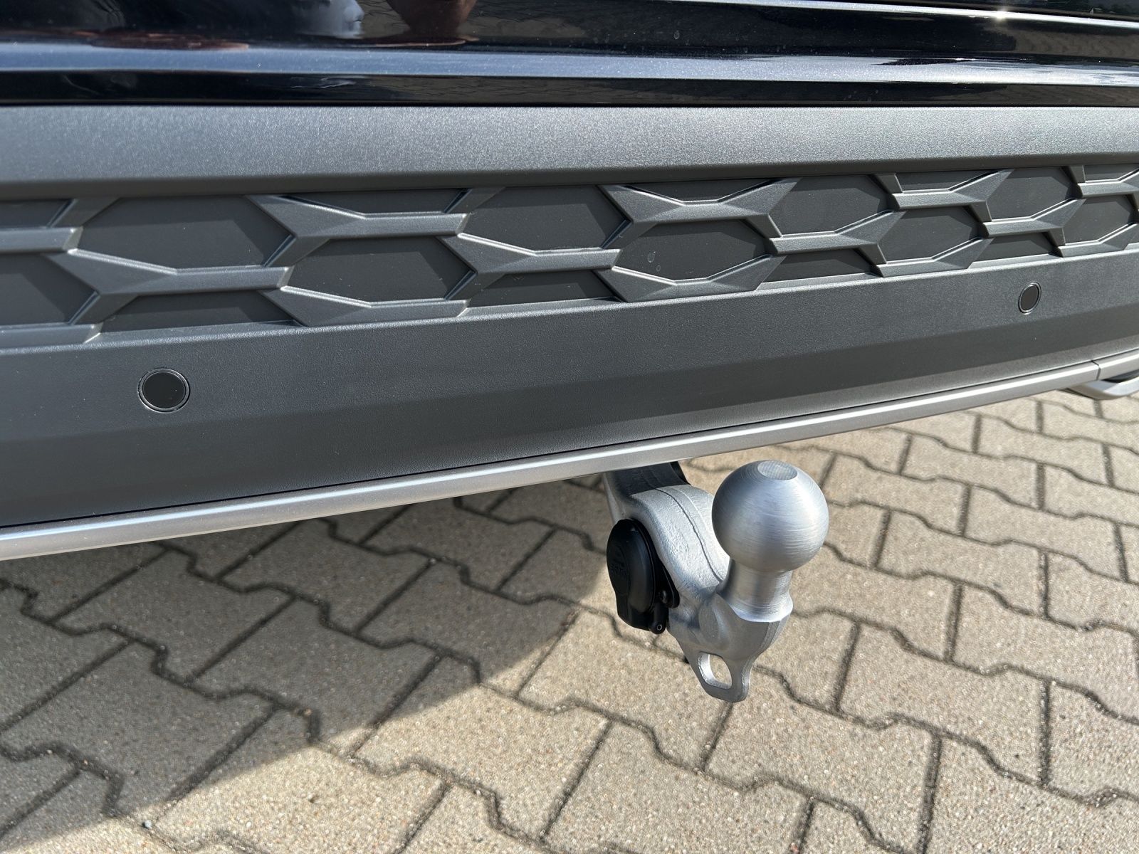 Fahrzeugabbildung SKODA Kodiaq 1.5 TSI iV Sportline AHK MATRIX HUD