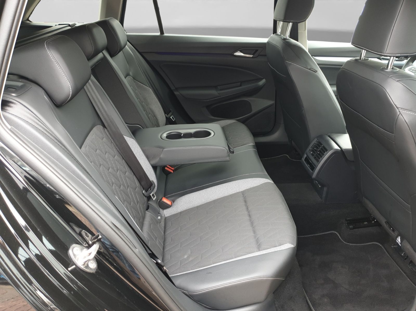 Volkswagen Golf - Bild 7
