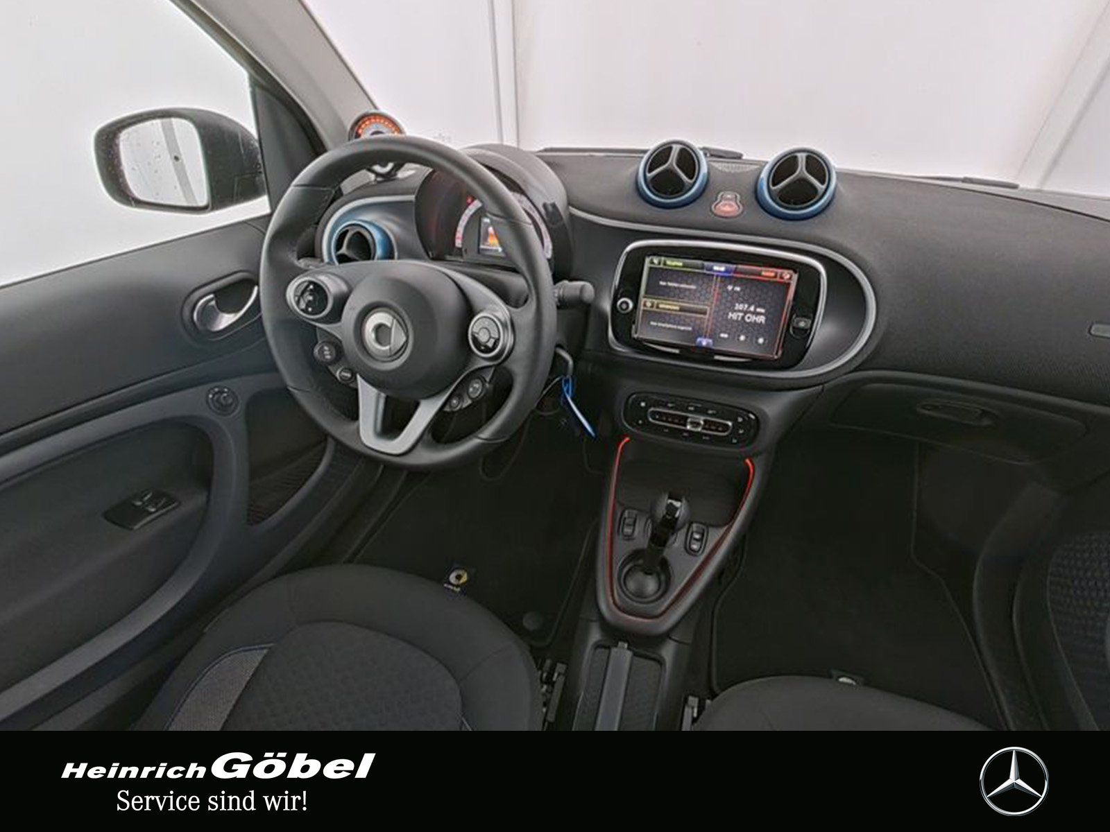 Fahrzeugabbildung Smart EQ passion 22KW+WINTER.P+ALLWETTER+LED+CARPLAY