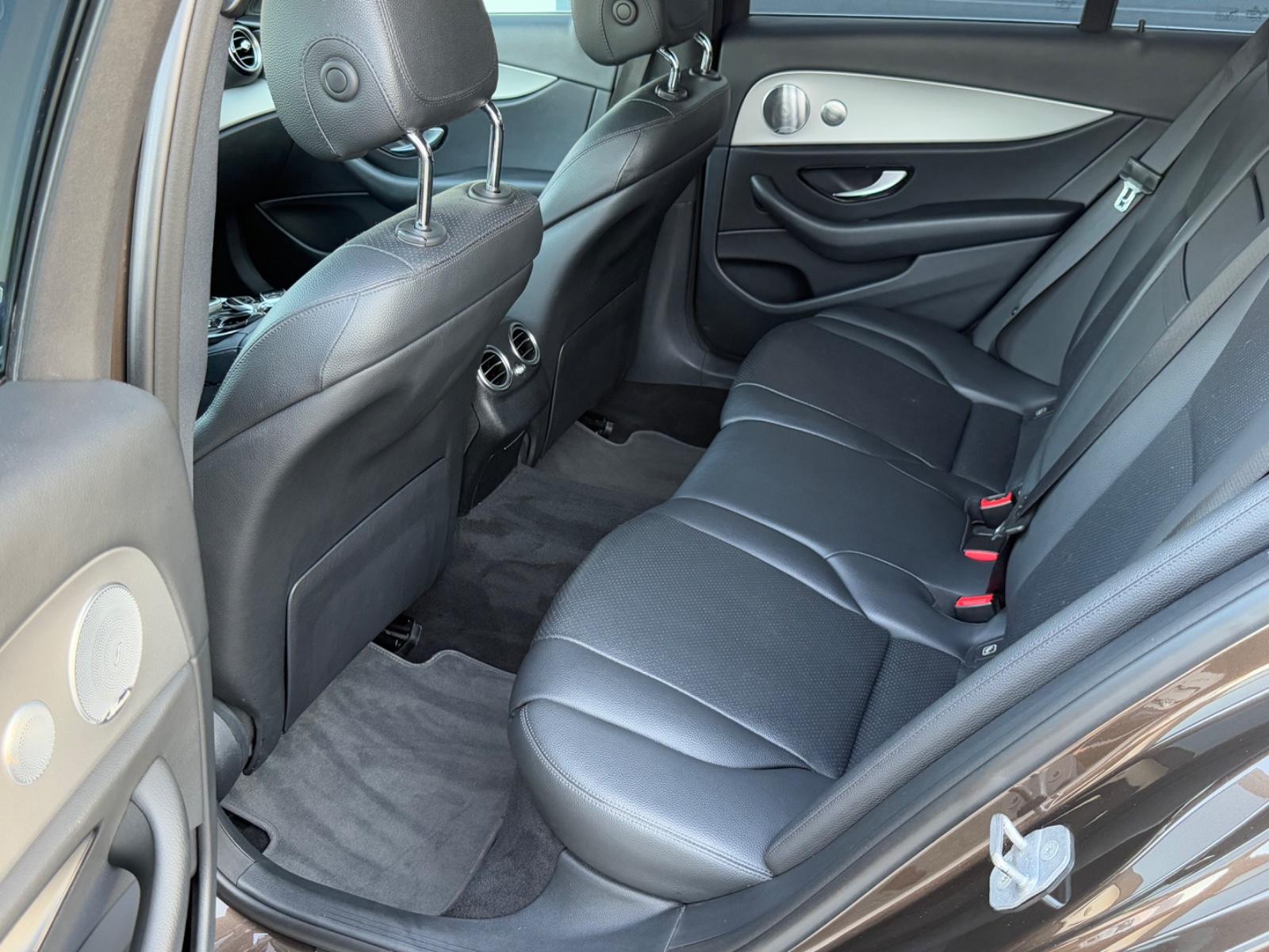 Mercedes-Benz E 220 d Avantgarde *LED*STANDHZG*BURMESTER*KAM*