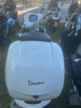 Vespa GTS SuperSport 300 ABS ASR Keyless Topcase Garan - VESPA WEIß