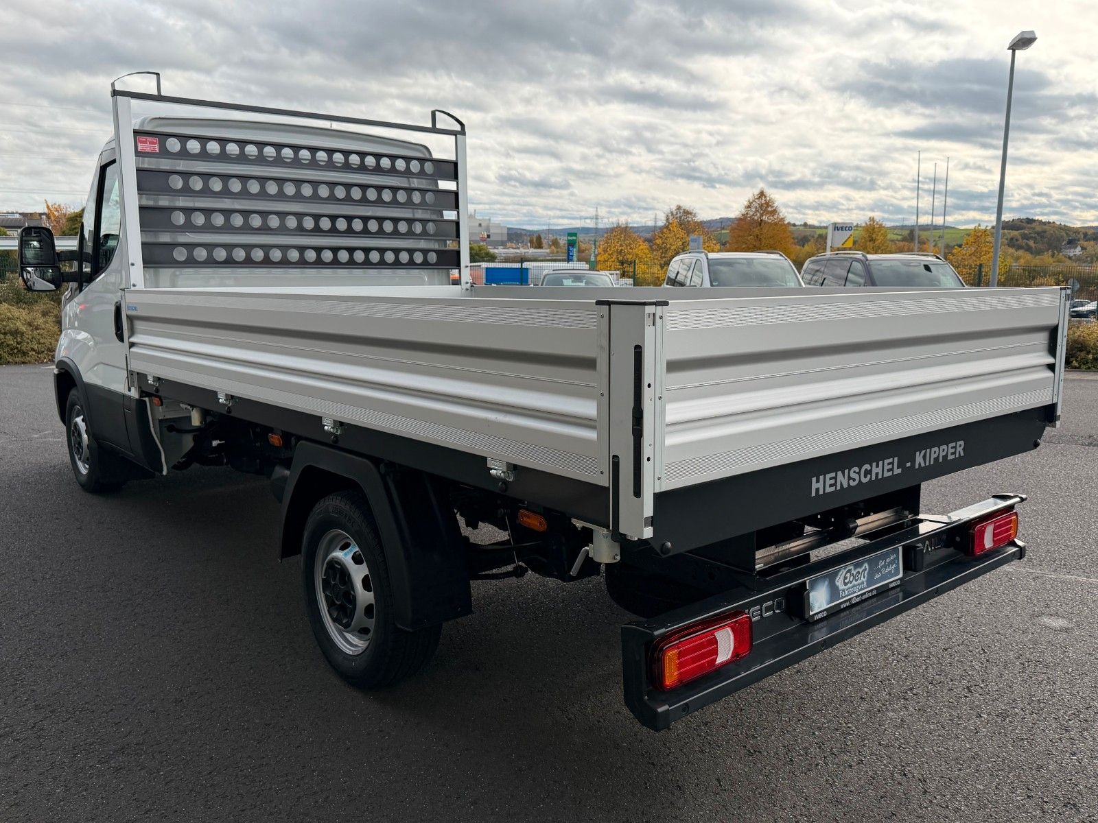 Fahrzeugabbildung Iveco Daily 35S14 A8*R3.450mm*Automatik*Kamera*2Sitze*