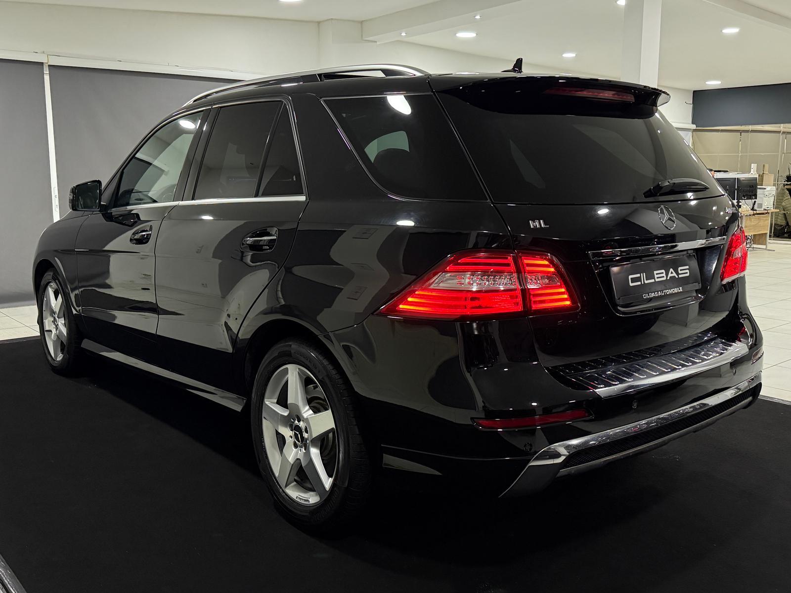 Mercedes-Benz ML 500 BE 4M 7G AMG-LINE*PANO*DISTR*360*AIR.*AHK