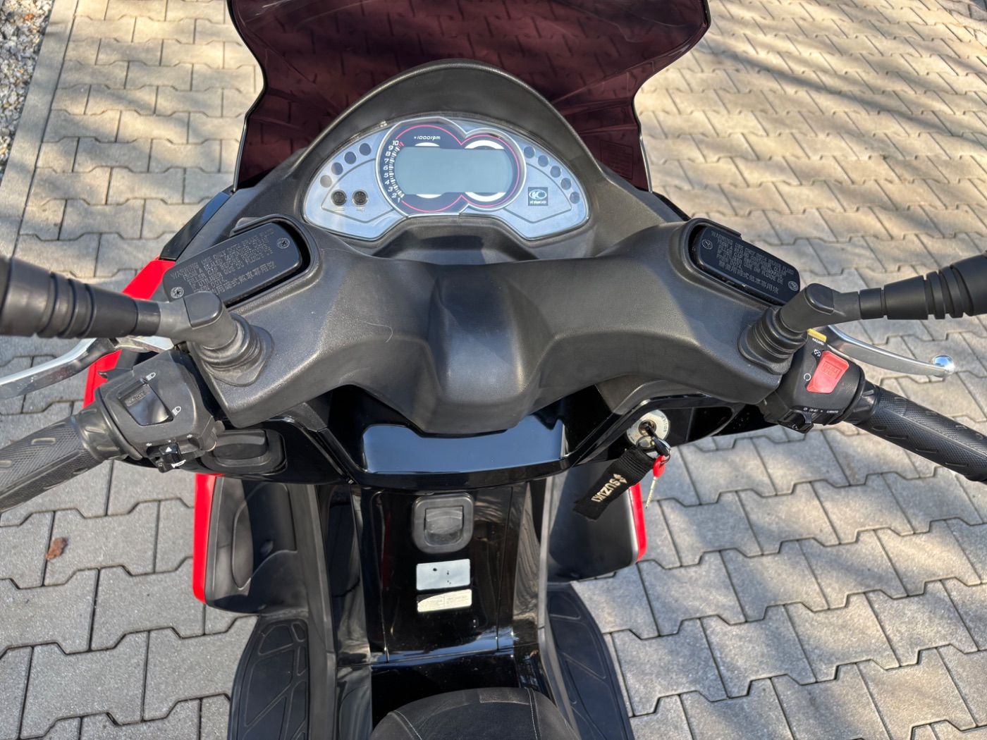 Fahrzeugabbildung Kymco K-XCT 300i