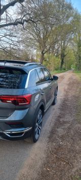 Volkswagen T-Roc Sport 2.0 TSI DSG 4 Motion PANO+LEDER+ACC - VW T-Roc Gebrauchtwagen in Duisburg
