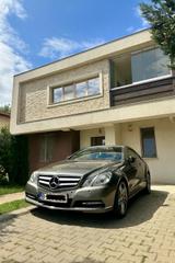Mercedes-Benz 220 E-Coupe - Mercedes-Benz 220: Braun