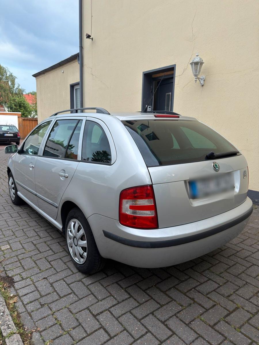 Skoda Fabia 2006 — photo 7