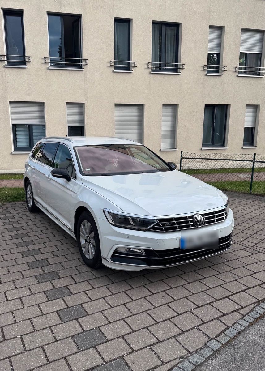 VW Passat B8 R-line DSG ACC