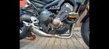 Yamaha MT09SP wenig km und viele Extras. Zustand neuw. - YAMAHA MT 09 SP