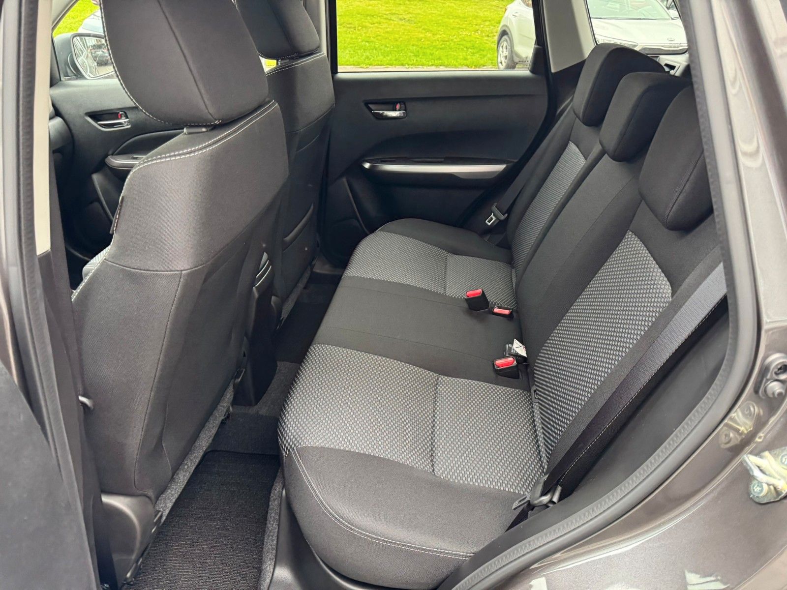 Suzuki Vitara - Bild 8