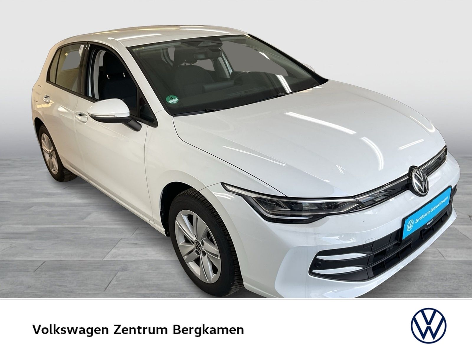 Volkswagen Golf VIII 1.5 eTSI LIFE CAM ACC CARPLAY SITZHEIZ foto 7