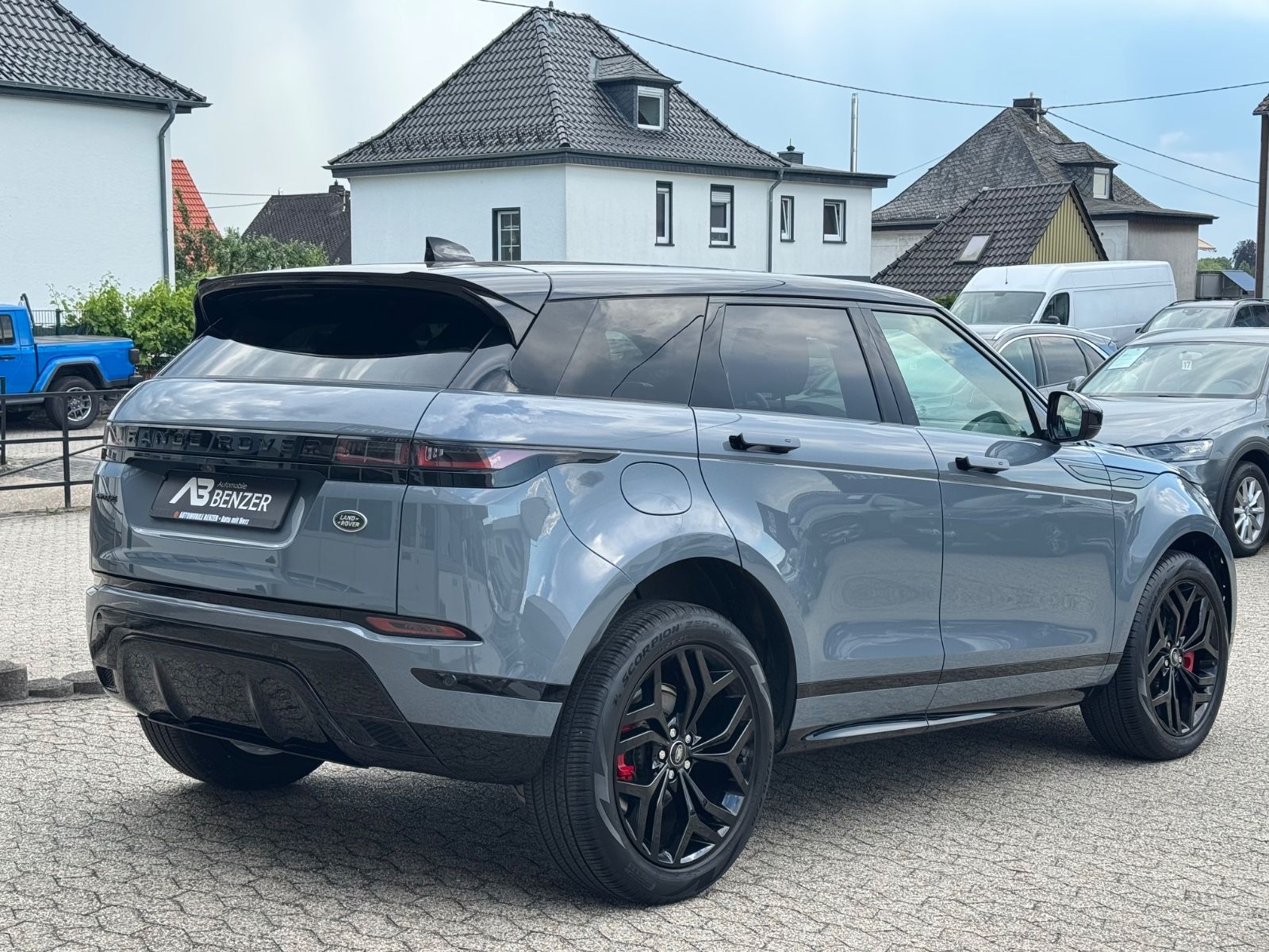 Fahrzeugabbildung Land Rover Range Rover Evoque R-Dynamic SE/Leder/PANO/LED